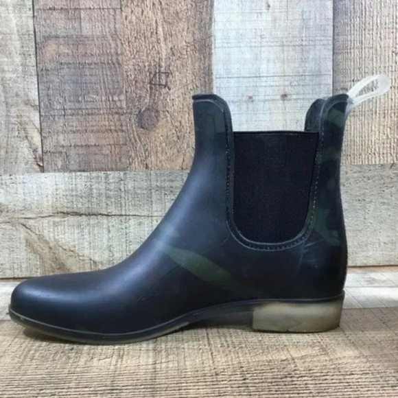 J. Crew Black Green Swirl Rubber Chelsea Boots Womens 7 Slip On Ankle Bootie - Picture 4 of 12